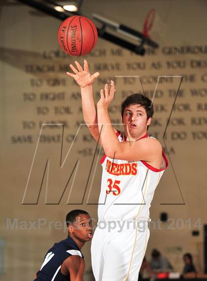 Thumbnail 3 in Palm Valley vs. Liberty Christian (MaxPreps Holiday Classic) photogallery.
