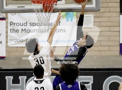 Thumbnail 3 in Buena @ Mountain View photogallery.