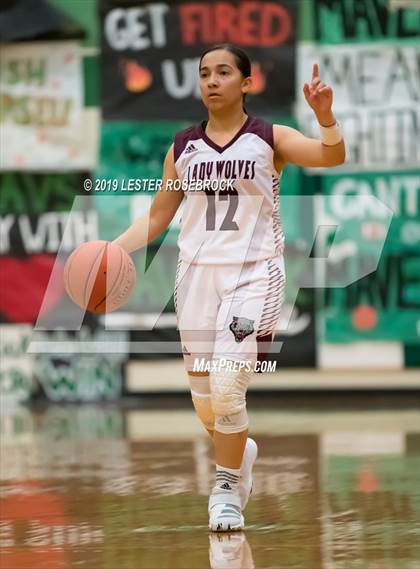Thumbnail 1 in Dilley vs. Mathis (Maverick Classic) photogallery.