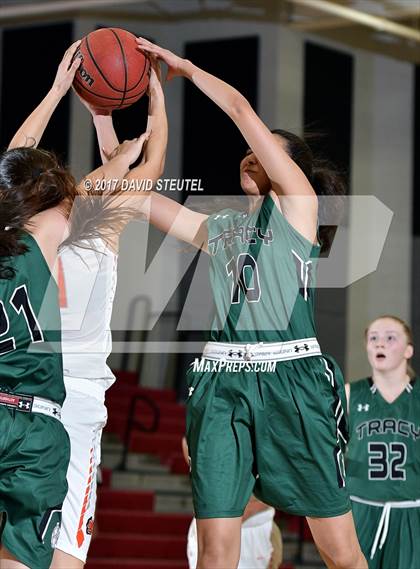 Thumbnail 2 in Tracy vs. Merced (Trojan Clash) photogallery.