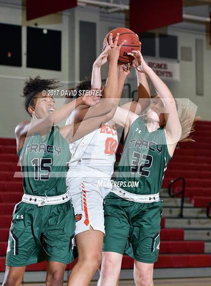 Thumbnail 1 in Tracy vs. Merced (Trojan Clash) photogallery.