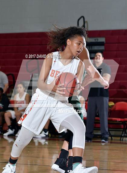 Thumbnail 1 in Tracy vs. Merced (Trojan Clash) photogallery.