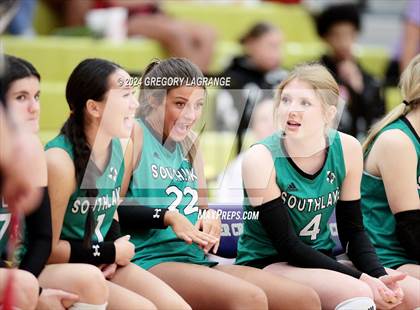 Thumbnail 2 in Southlake Carroll vs Timber Creek photogallery.