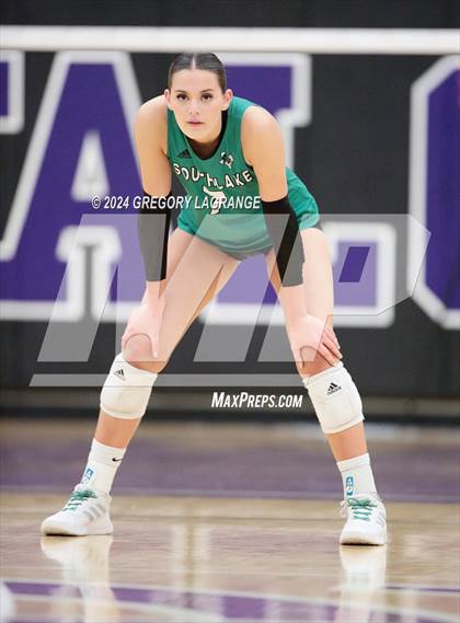 Thumbnail 2 in Southlake Carroll vs Timber Creek photogallery.