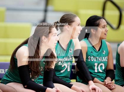 Thumbnail 1 in Southlake Carroll vs Timber Creek photogallery.