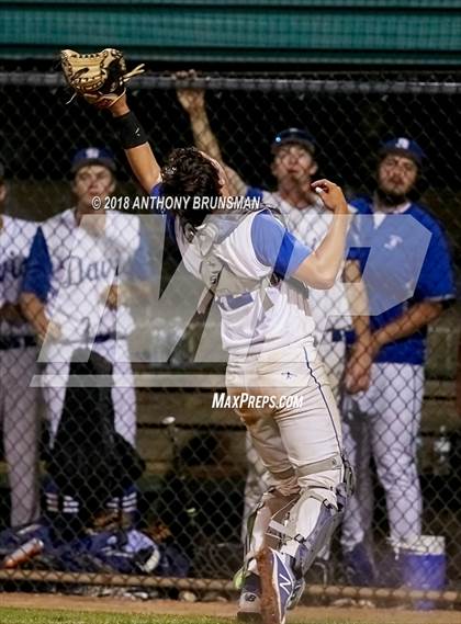 Thumbnail 2 in Vacaville vs. Davis (CIF SJS D1 Final - Game 2) photogallery.