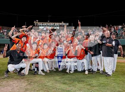 Thumbnail 2 in Vacaville vs. Davis (CIF SJS D1 Final - Game 2) photogallery.