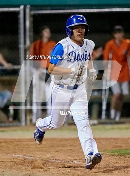 Thumbnail 2 in Vacaville vs. Davis (CIF SJS D1 Final - Game 2) photogallery.