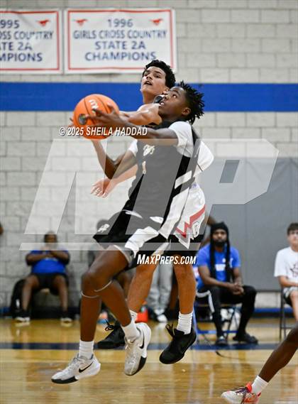 Thumbnail 2 in Northeast vs Wiregrass Ranch  (Hoopvibe - Preseason) photogallery.