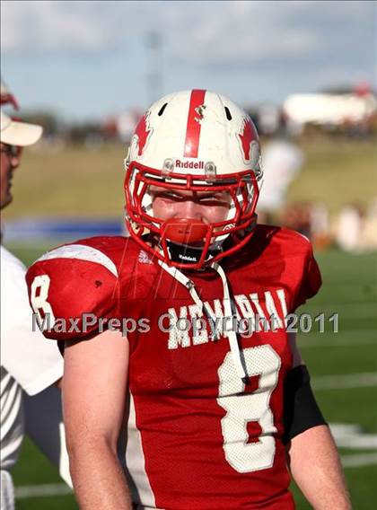 Thumbnail 1 in Memorial vs Cy-Woods (5A Region 3 Quarterfinals) photogallery.