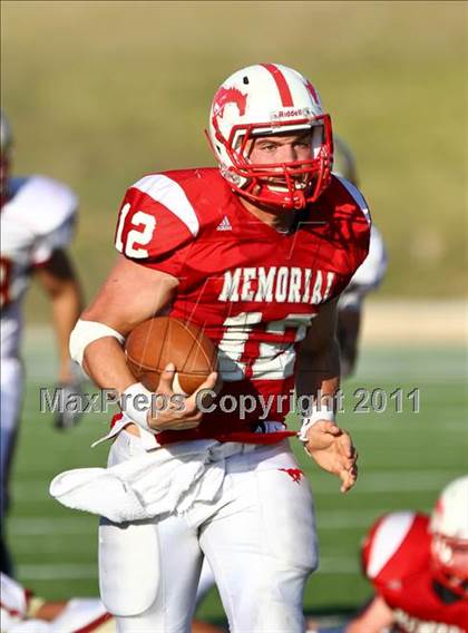 Thumbnail 2 in Memorial vs Cy-Woods (5A Region 3 Quarterfinals) photogallery.