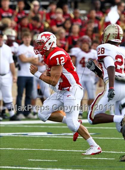 Thumbnail 2 in Memorial vs Cy-Woods (5A Region 3 Quarterfinals) photogallery.