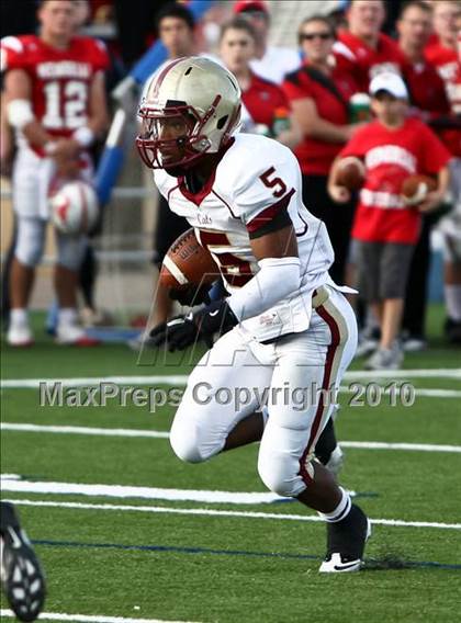 Thumbnail 3 in Memorial vs Cy-Woods (5A Region 3 Quarterfinals) photogallery.