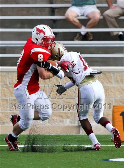 Thumbnail 2 in Memorial vs Cy-Woods (5A Region 3 Quarterfinals) photogallery.