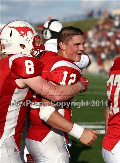 Thumbnail 2 in Memorial vs Cy-Woods (5A Region 3 Quarterfinals) photogallery.
