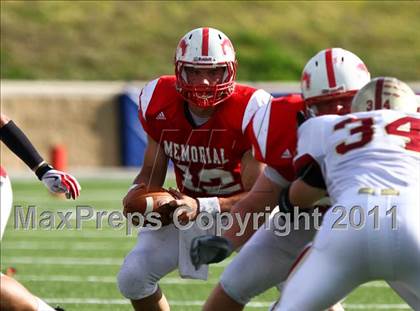 Thumbnail 3 in Memorial vs Cy-Woods (5A Region 3 Quarterfinals) photogallery.