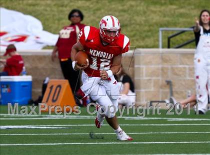 Thumbnail 3 in Memorial vs Cy-Woods (5A Region 3 Quarterfinals) photogallery.