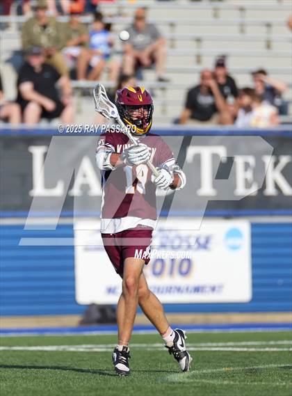 Thumbnail 2 in Kings Park vs. Wantagh (NYSPHSAA Class C Quarter Final) photogallery.