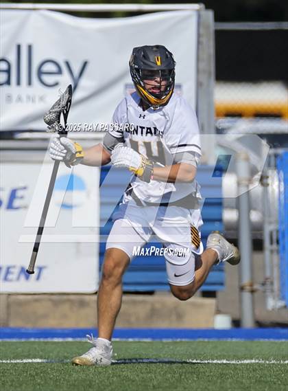 Thumbnail 2 in Kings Park vs. Wantagh (NYSPHSAA Class C Quarter Final) photogallery.