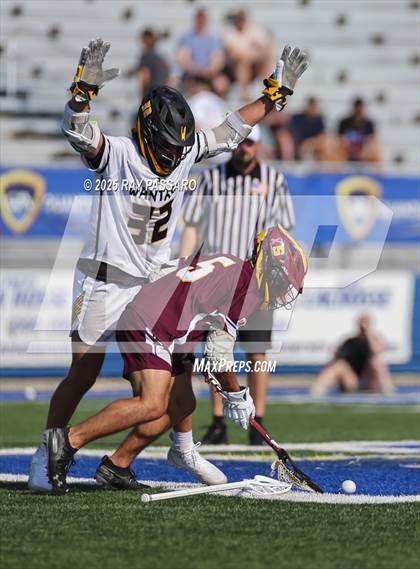 Thumbnail 3 in Kings Park vs. Wantagh (NYSPHSAA Class C Quarter Final) photogallery.