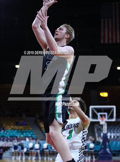 Thumbnail 3 in ThuinderRidge vs Overland (CHSAA 5A Great 8) photogallery.