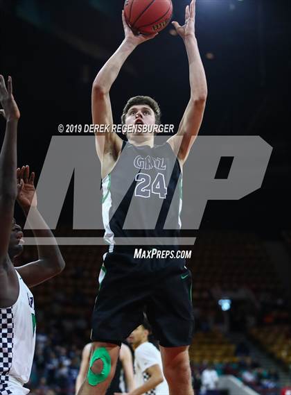 Thumbnail 2 in ThuinderRidge vs Overland (CHSAA 5A Great 8) photogallery.