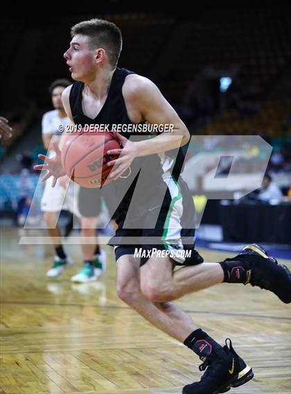 Thumbnail 2 in ThuinderRidge vs Overland (CHSAA 5A Great 8) photogallery.