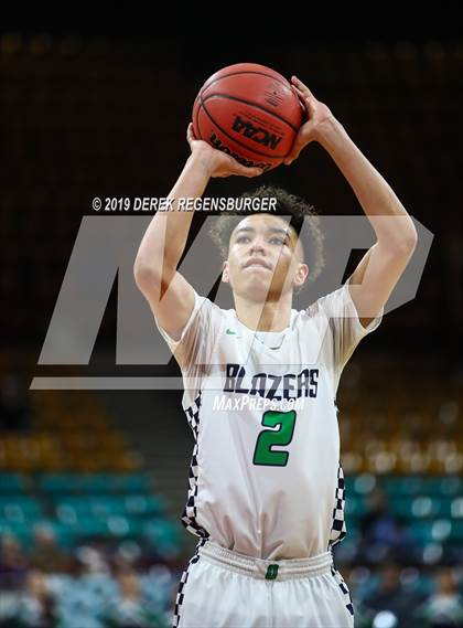Thumbnail 1 in ThuinderRidge vs Overland (CHSAA 5A Great 8) photogallery.