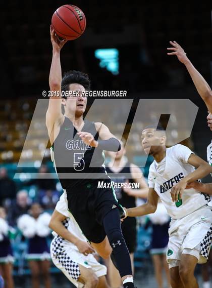 Thumbnail 3 in ThuinderRidge vs Overland (CHSAA 5A Great 8) photogallery.