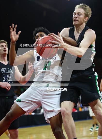 Thumbnail 1 in ThuinderRidge vs Overland (CHSAA 5A Great 8) photogallery.