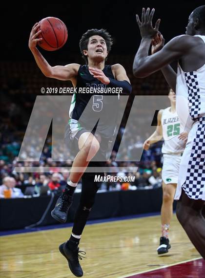Thumbnail 1 in ThuinderRidge vs Overland (CHSAA 5A Great 8) photogallery.