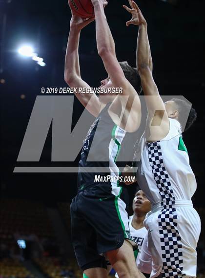 Thumbnail 1 in ThuinderRidge vs Overland (CHSAA 5A Great 8) photogallery.