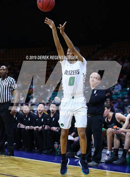 Thumbnail 2 in ThuinderRidge vs Overland (CHSAA 5A Great 8) photogallery.