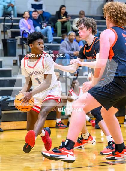 Thumbnail 2 in Thomasville vs Davie (Ledford Christmas Classic) photogallery.