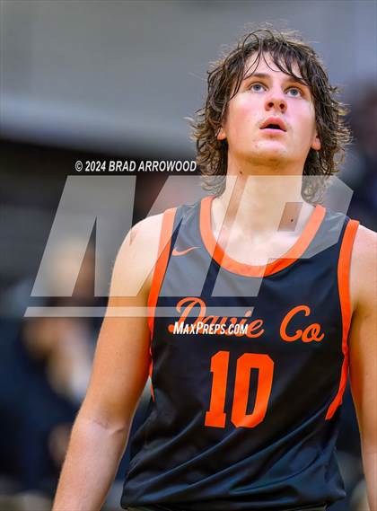 Thumbnail 1 in Thomasville vs Davie (Ledford Christmas Classic) photogallery.