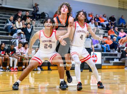 Thumbnail 1 in Thomasville vs Davie (Ledford Christmas Classic) photogallery.