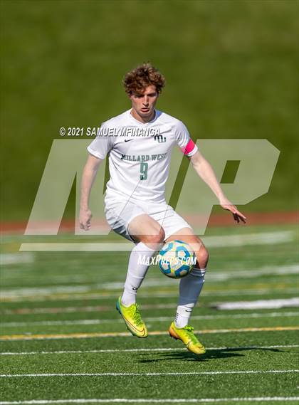 Thumbnail 1 in Millard West vs. South Sioux City photogallery.