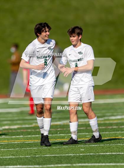 Thumbnail 2 in Millard West vs. South Sioux City photogallery.