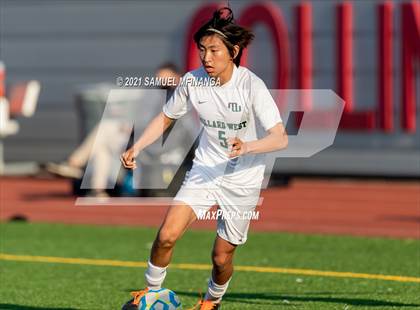 Thumbnail 1 in Millard West vs. South Sioux City photogallery.
