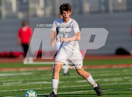 Thumbnail 2 in Millard West vs. South Sioux City photogallery.
