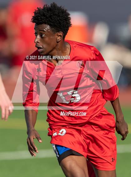 Thumbnail 2 in Millard West vs. South Sioux City photogallery.