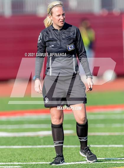 Thumbnail 2 in Millard West vs. South Sioux City photogallery.