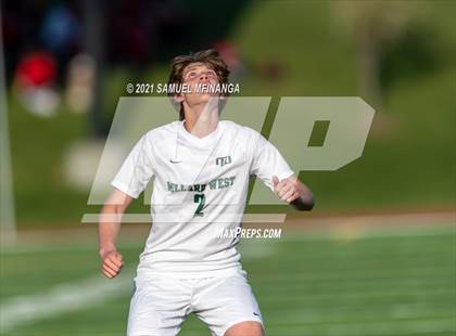 Thumbnail 2 in Millard West vs. South Sioux City photogallery.
