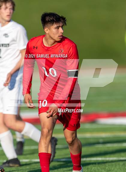 Thumbnail 2 in Millard West vs. South Sioux City photogallery.