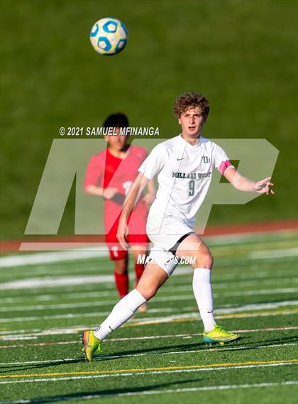 Thumbnail 3 in Millard West vs. South Sioux City photogallery.