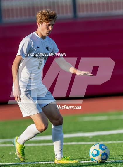 Thumbnail 1 in Millard West vs. South Sioux City photogallery.