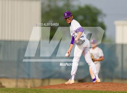 Thumbnail 2 in MacArthur @ Brackenridge photogallery.