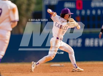 Thumbnail 1 in MacArthur @ Brackenridge photogallery.