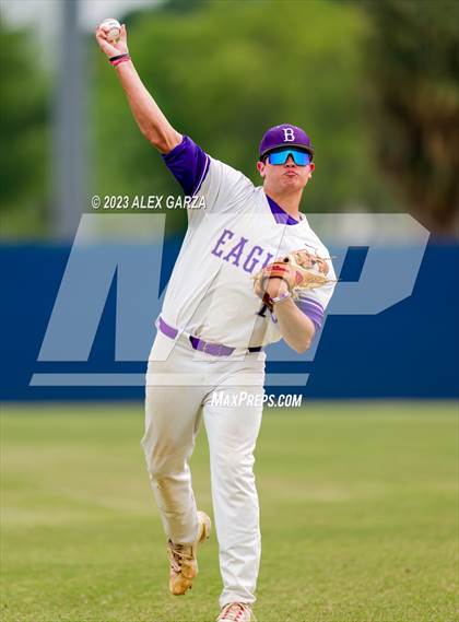 Thumbnail 1 in MacArthur @ Brackenridge photogallery.