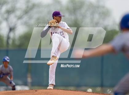 Thumbnail 3 in MacArthur @ Brackenridge photogallery.